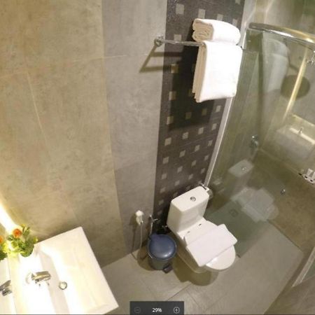 Biz Boulevard Hotel Manado Exteriér fotografie