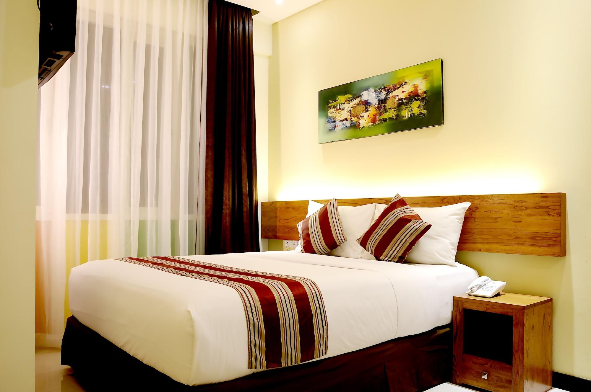 Biz Boulevard Hotel Manado Exteriér fotografie