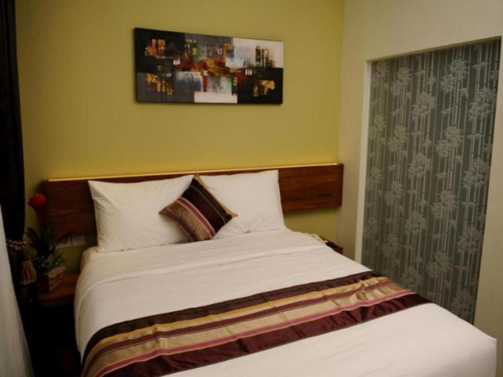 Biz Boulevard Hotel Manado Exteriér fotografie