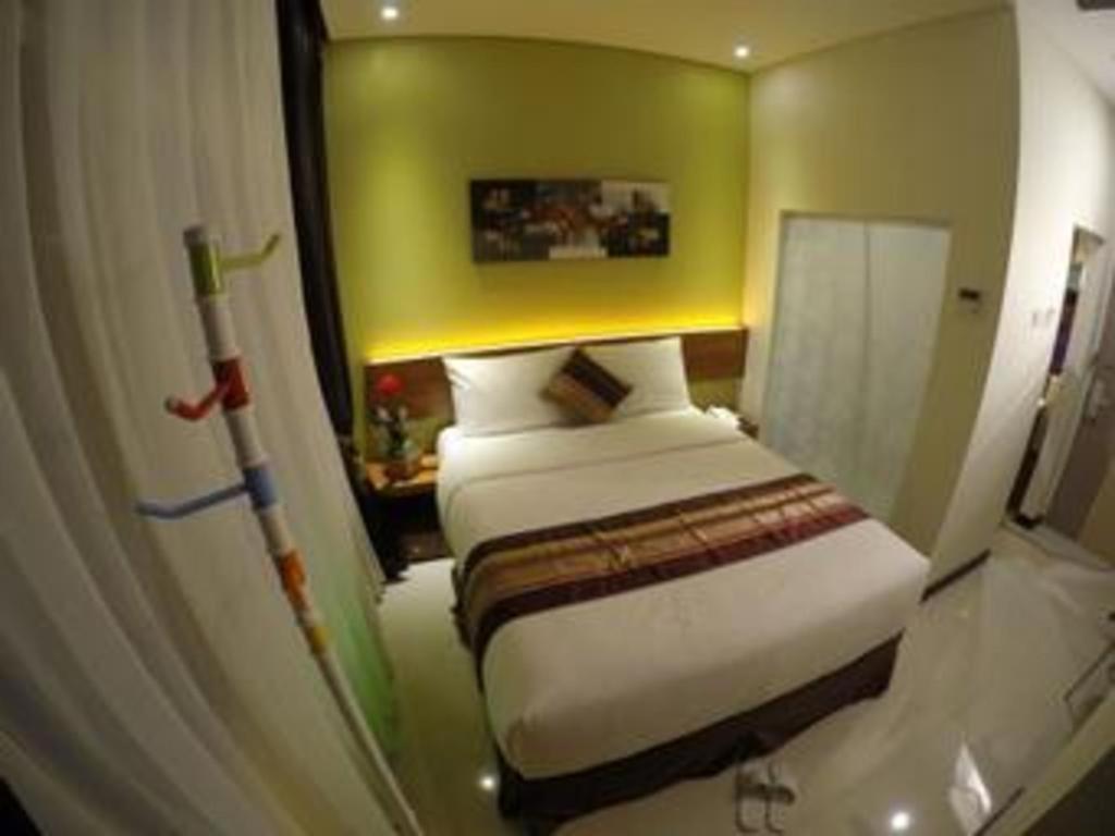 Biz Boulevard Hotel Manado Exteriér fotografie