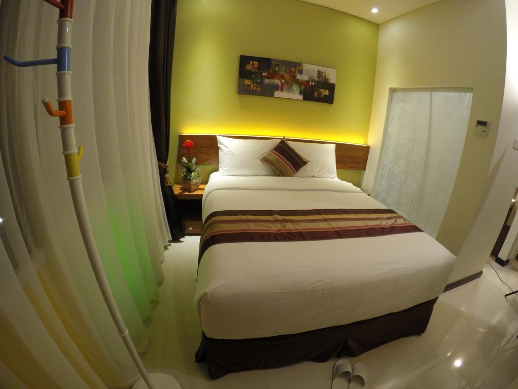 Biz Boulevard Hotel Manado Exteriér fotografie